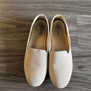 Steve Madden Size 7 Women's Beige Ballet Flats